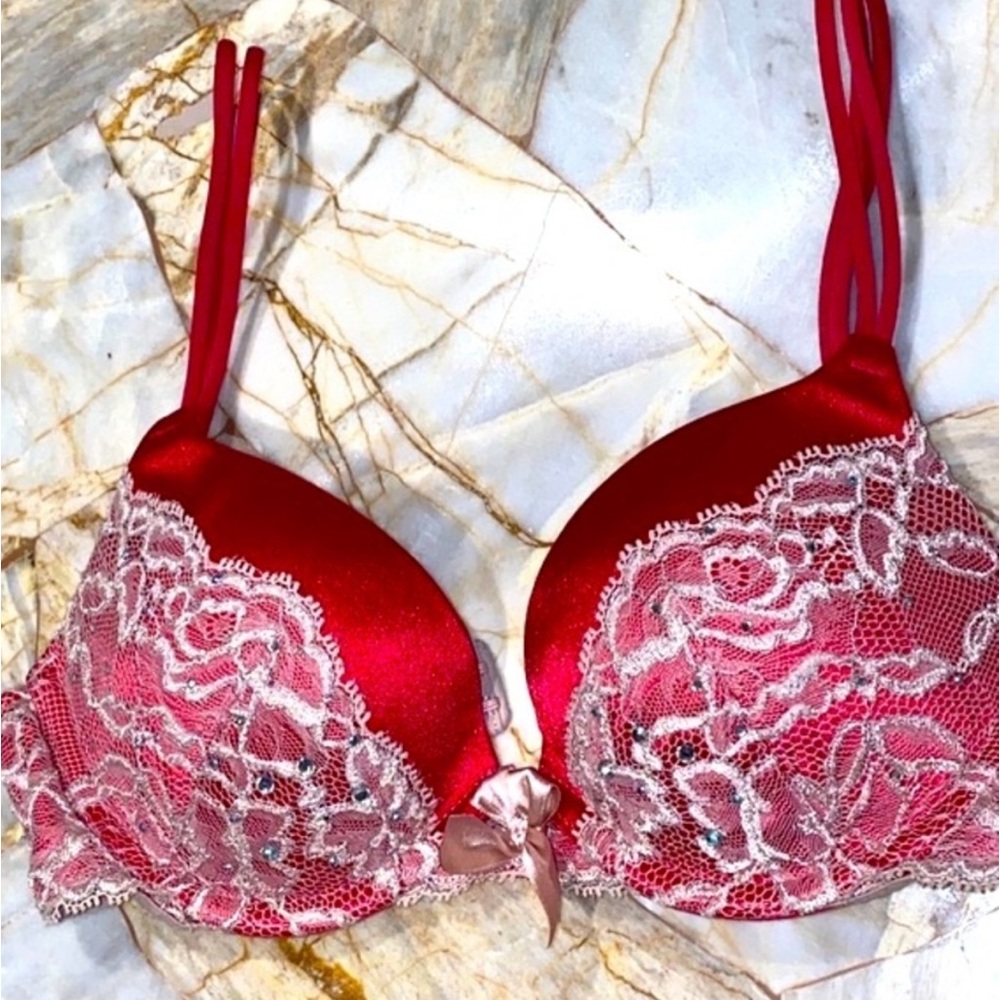 32B Black/Red Seduction Very Sexy Push-up Bra Limited Edition y2K rare